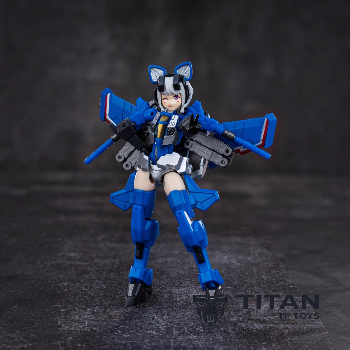 Iron Factory IF G-02 Lightning Wing Starscream Legends Scale Action Figure - Detailed View 4