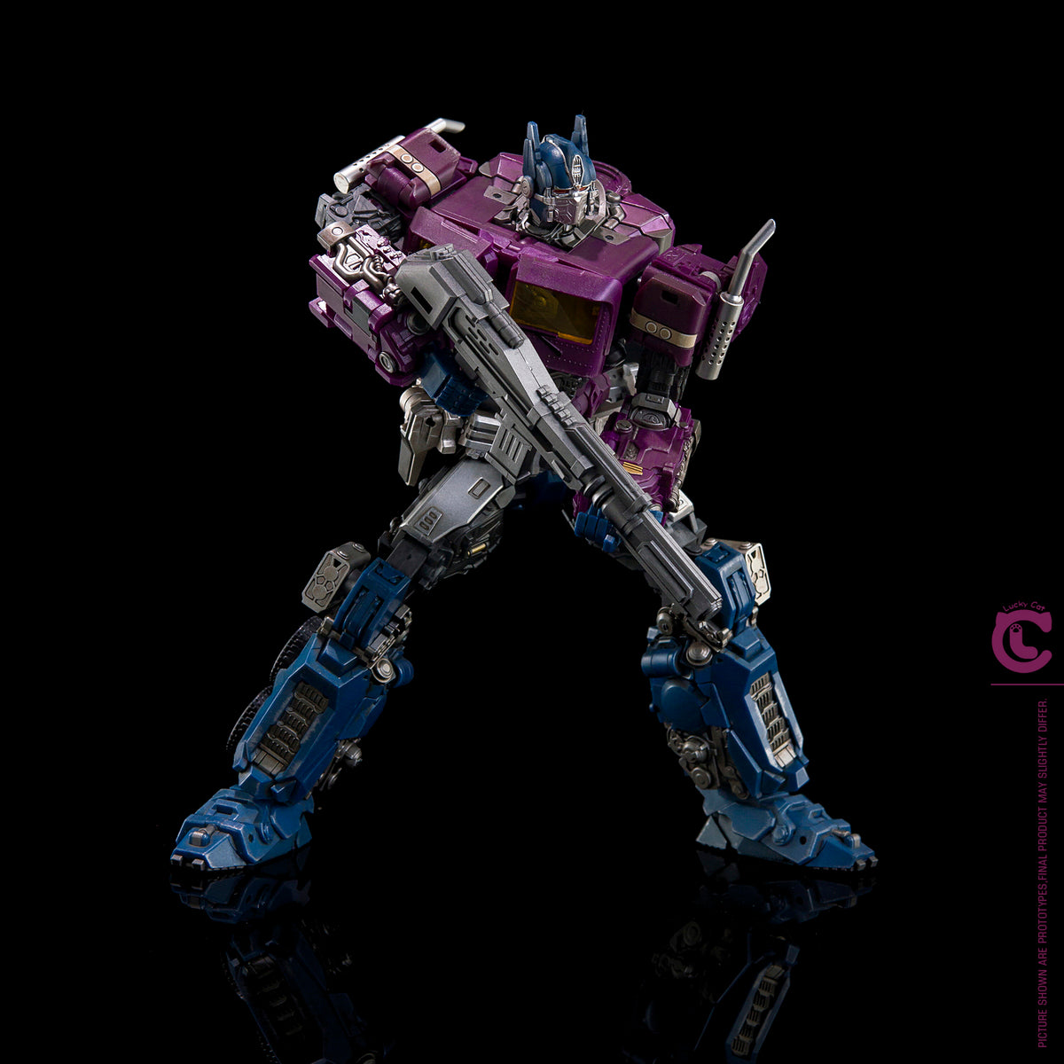 Lucky Cat SSR-01G Purple Commander Shattered Glass Purple Commander Voyager Scale Action Figure - Detailed View 2