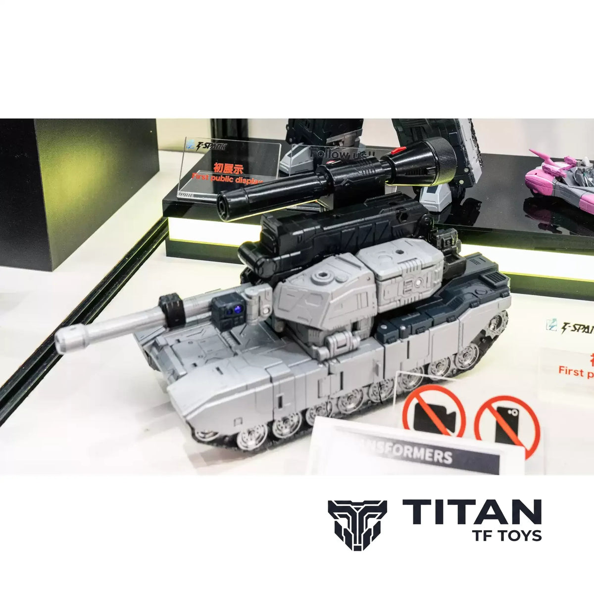 Takara Tomy Transformers MPG-28 Megatron Tank Style Gen Figure [Pre-Order Deposit] - View 2